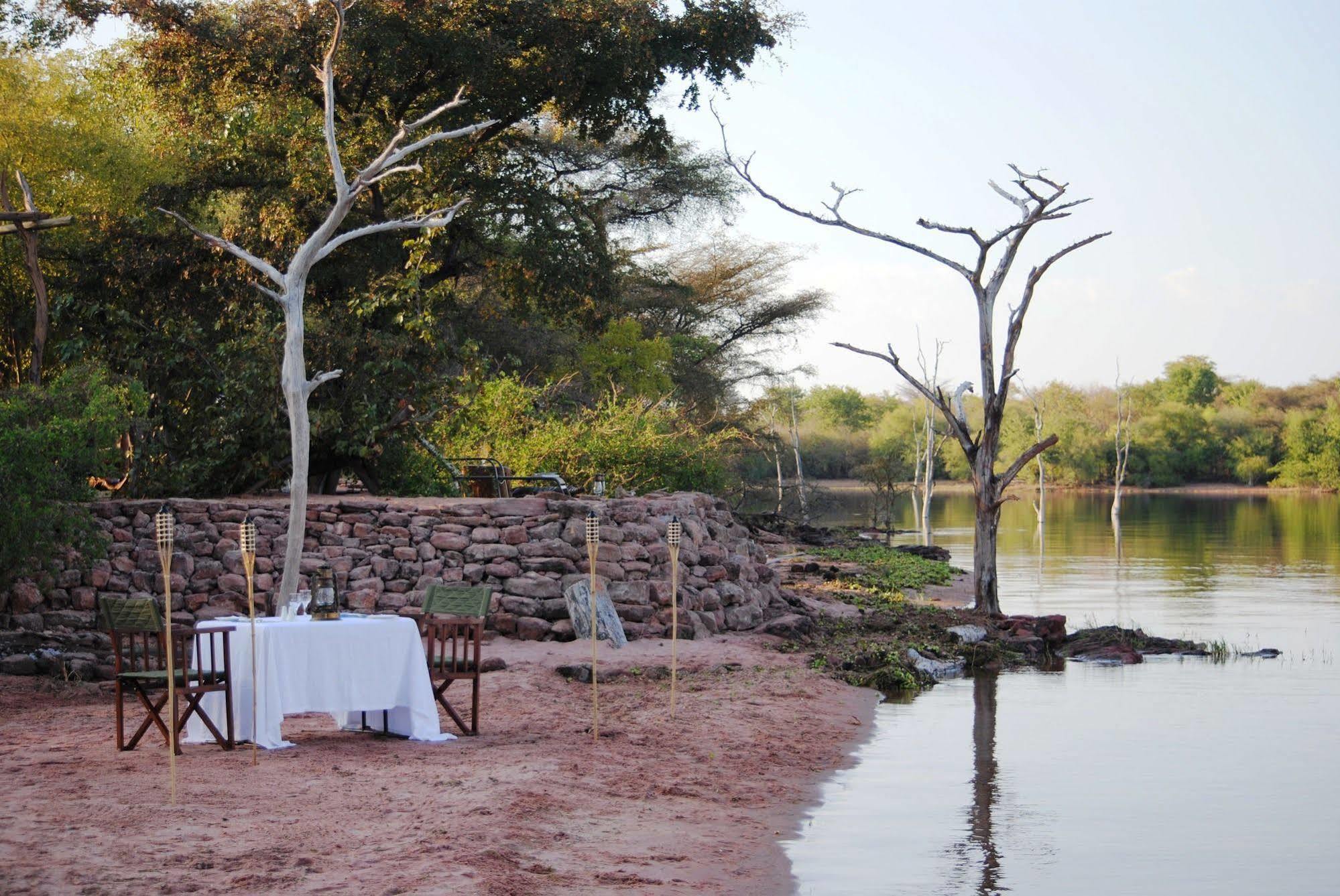 Changa Safari Camp Matusadona National Park エクステリア 写真